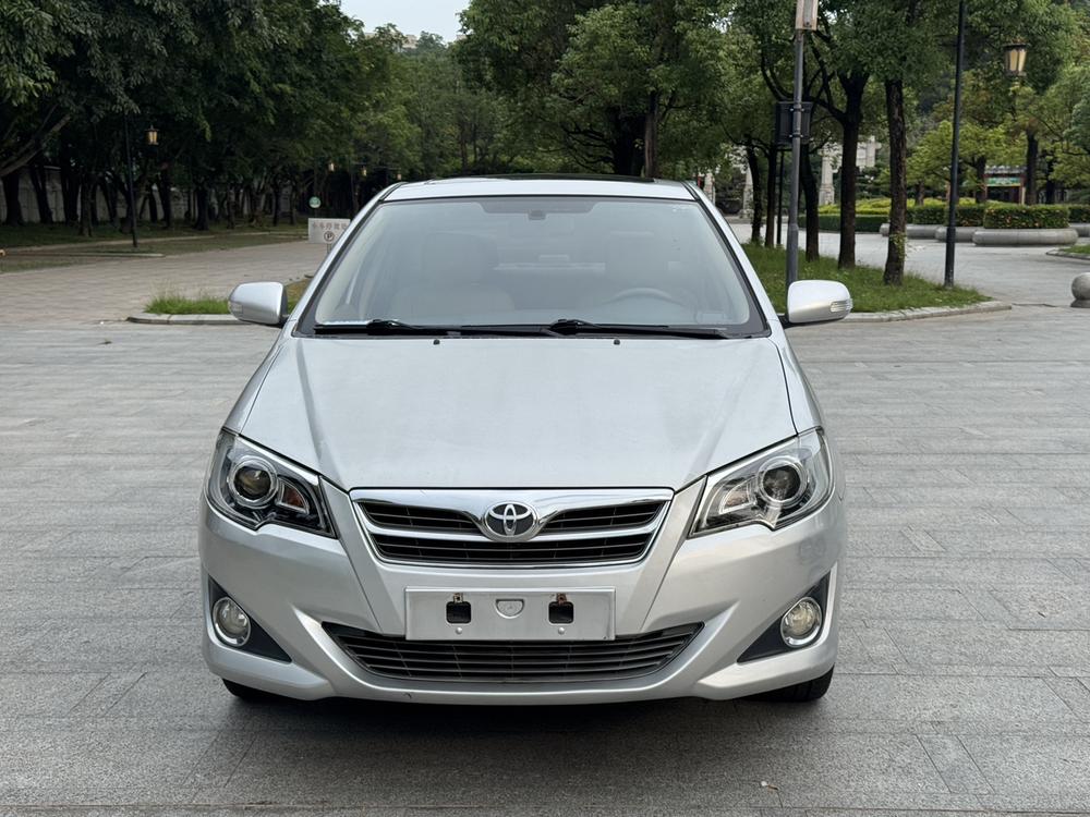 Toyota Corolla (Classic) 2015 #2 Toyota Corolla (Classic) 2015 car image #2