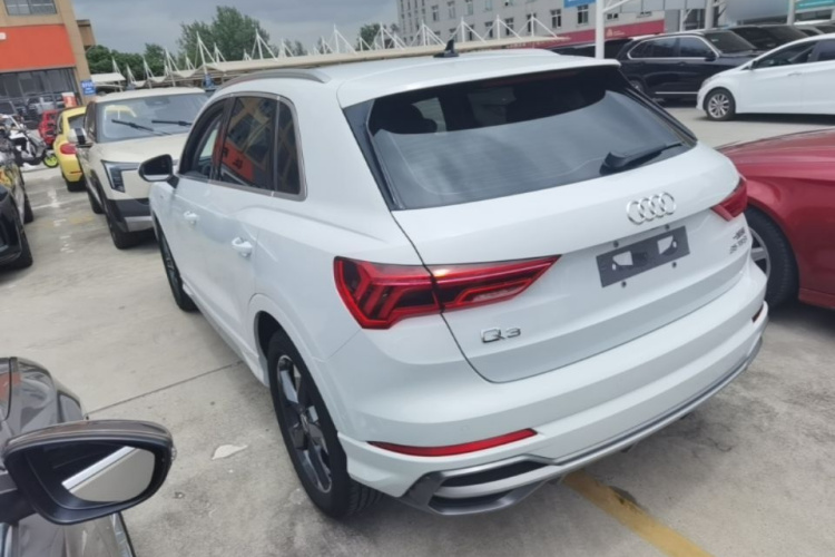 Audi Q3 2022 #7 Audi Q3 2022 car image #7
