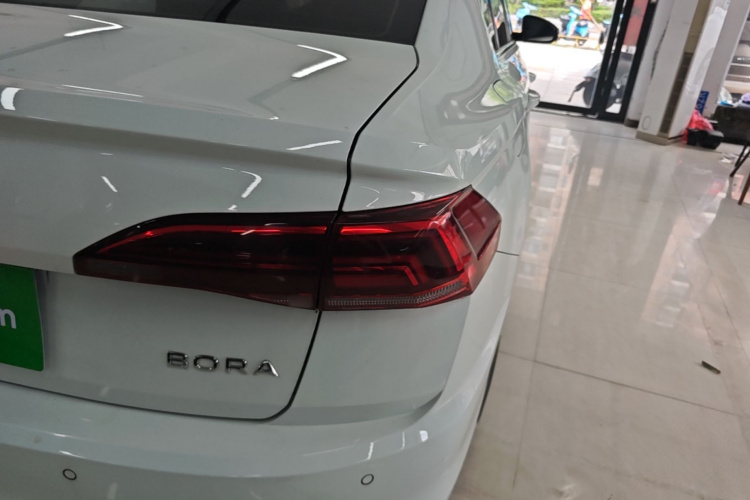 Volkswagen Bora 2022 car image #8