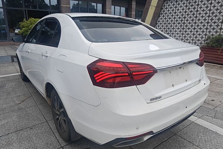 GEELY Emgrand 2019 #5 GEELY Emgrand 2019 car image #5