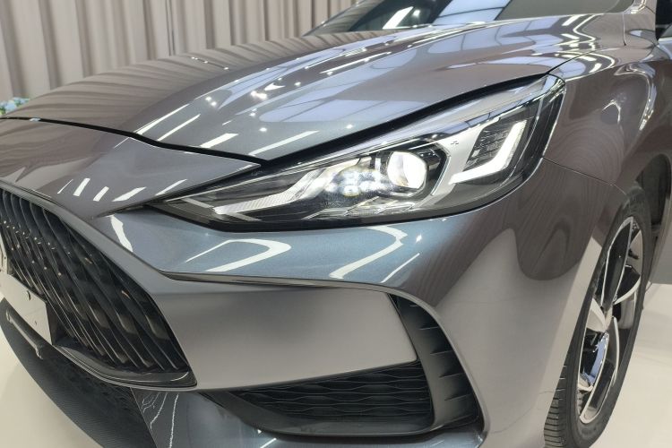 MG 5 2021 imagen de coche #24