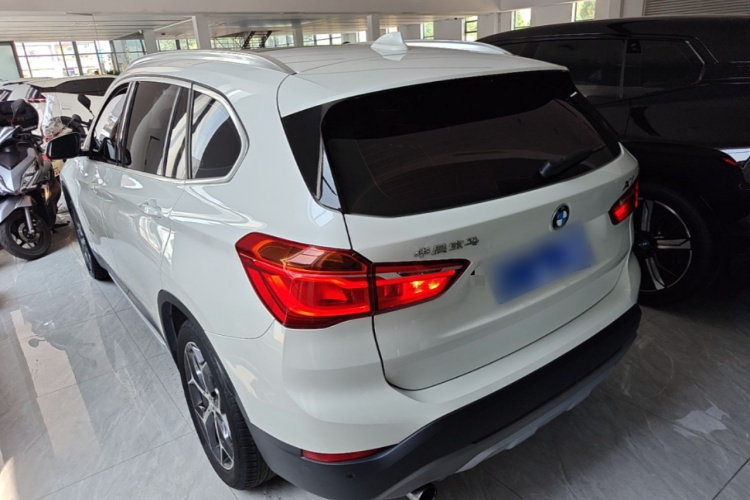 BMW X1 2018 #7 BMW X1 2018 car image #7