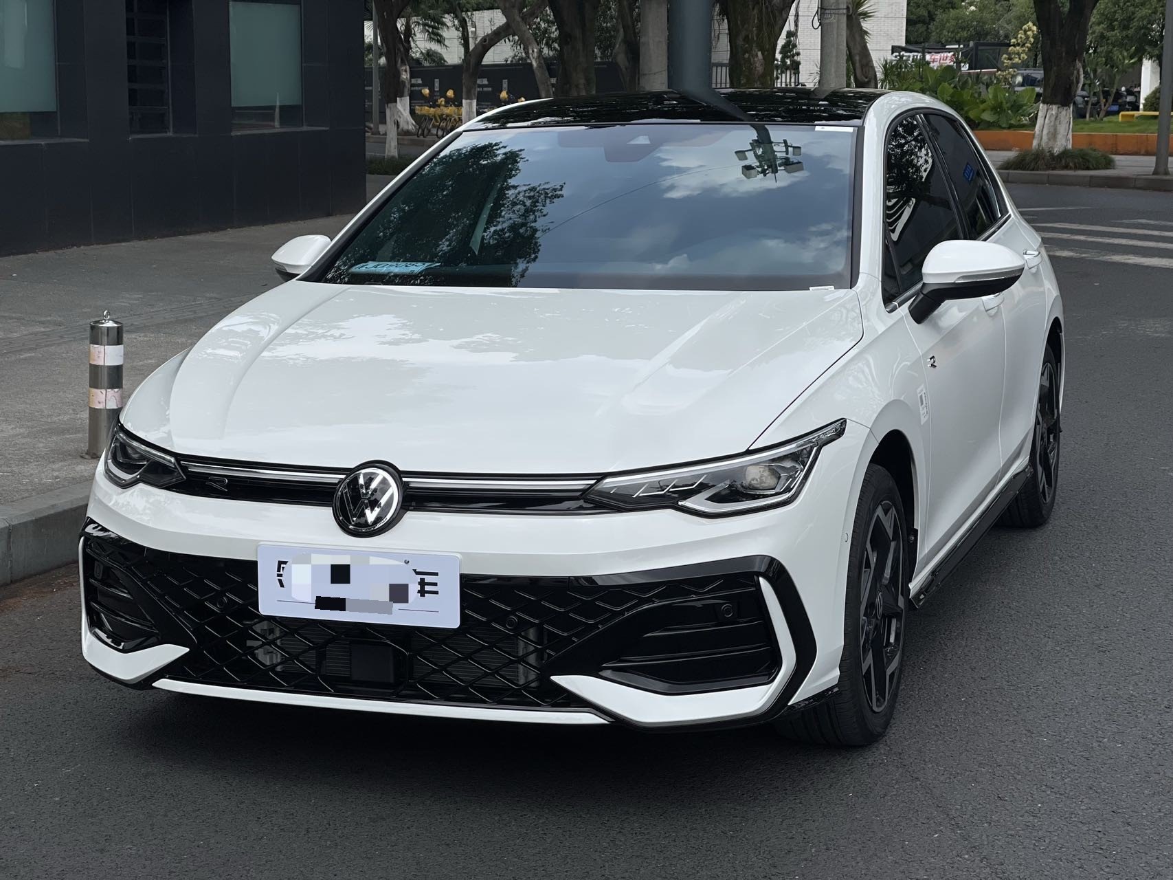 2025 car image 