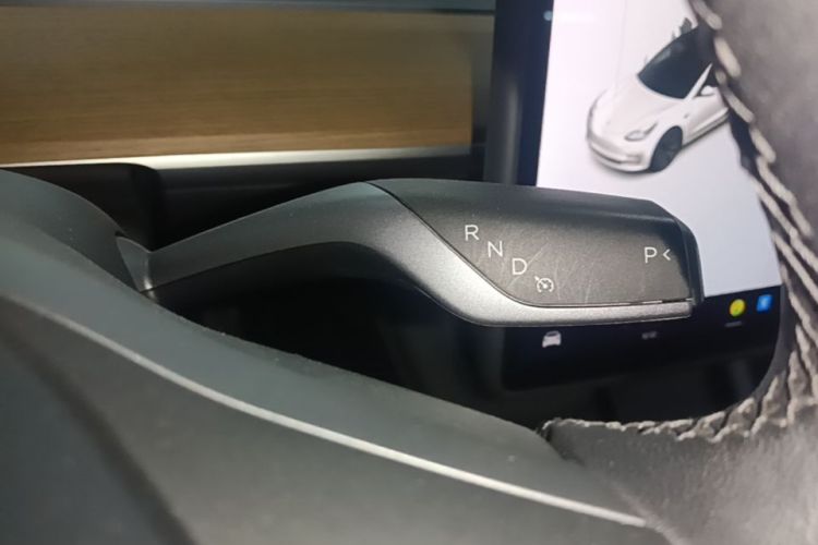 Tesla Model 3 2021 #14 Tesla Model 3 2021 car image #14