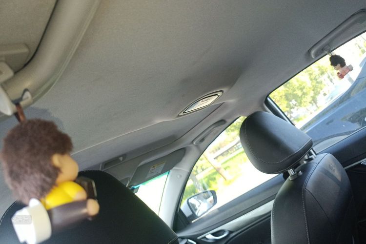 GEELY Emgrand 2019 car image #20