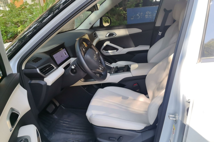 BYD YuanUP 2025 imagen de coche #19