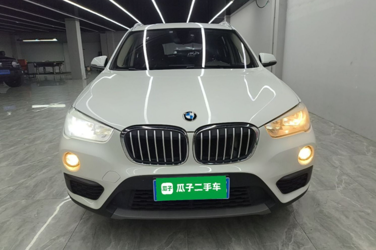 BMW X1 2017 #3 BMW X1 2017 car image #3