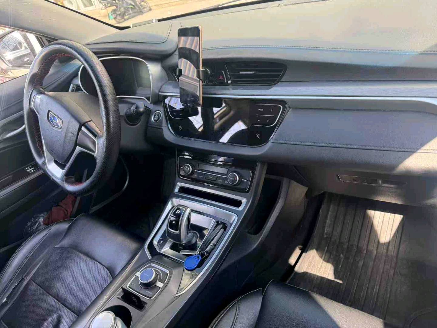 GEELY Emgrand New Energy 2019 car image #7