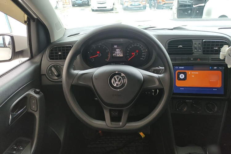Volkswagen Polo 2017 #11 Volkswagen Polo 2017 car image #11
