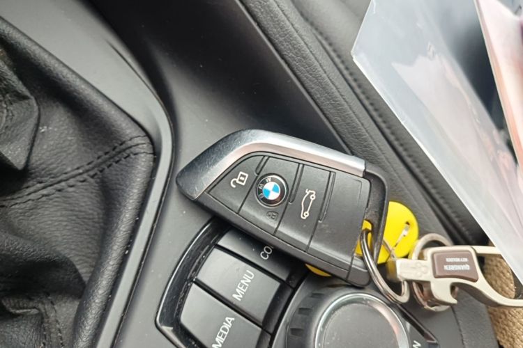 BMW X1 2019 #9 BMW X1 2019 car image #9