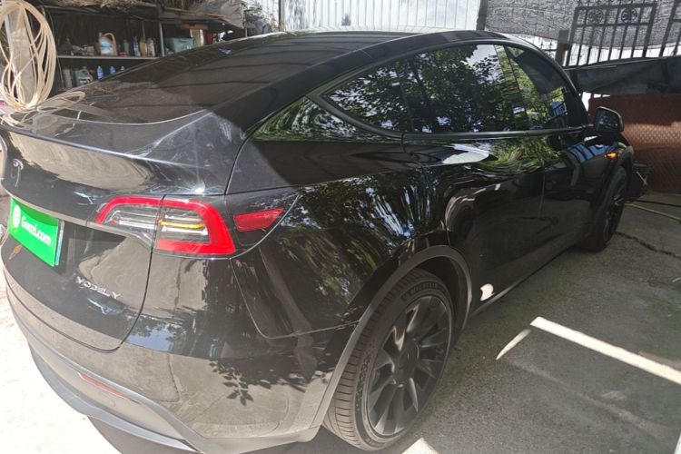 Tesla Model Y 2022 #7 Tesla Model Y 2022 car image #7