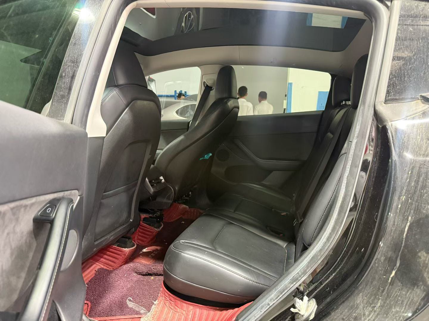 Tesla Model Y 2022 car image #6