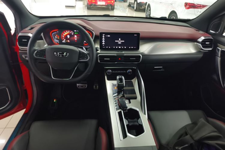 GEELY Coolray 2020 immagine di auto #10