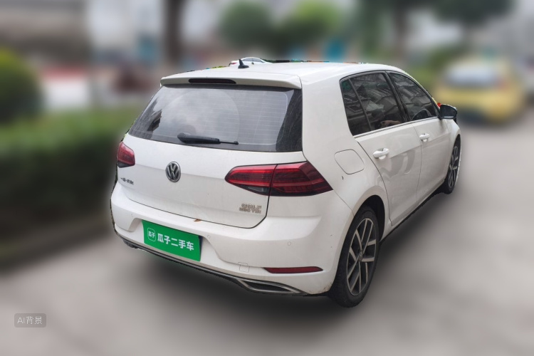 Volkswagen Golf 2020 car image #7