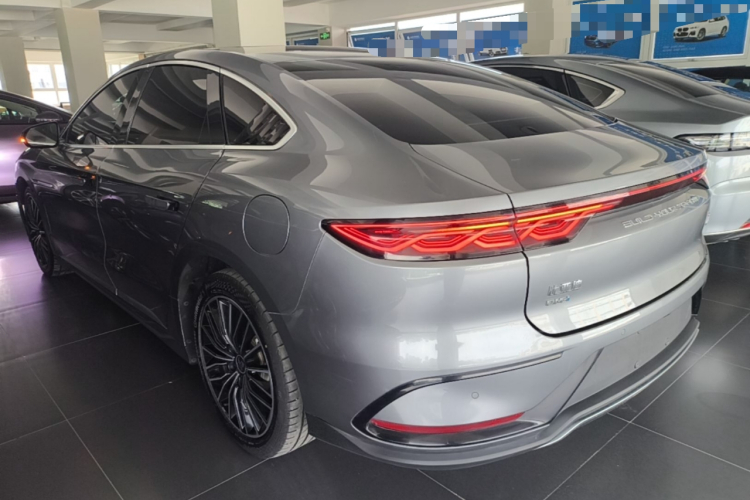 BYD Han 2022 immagine di auto #7