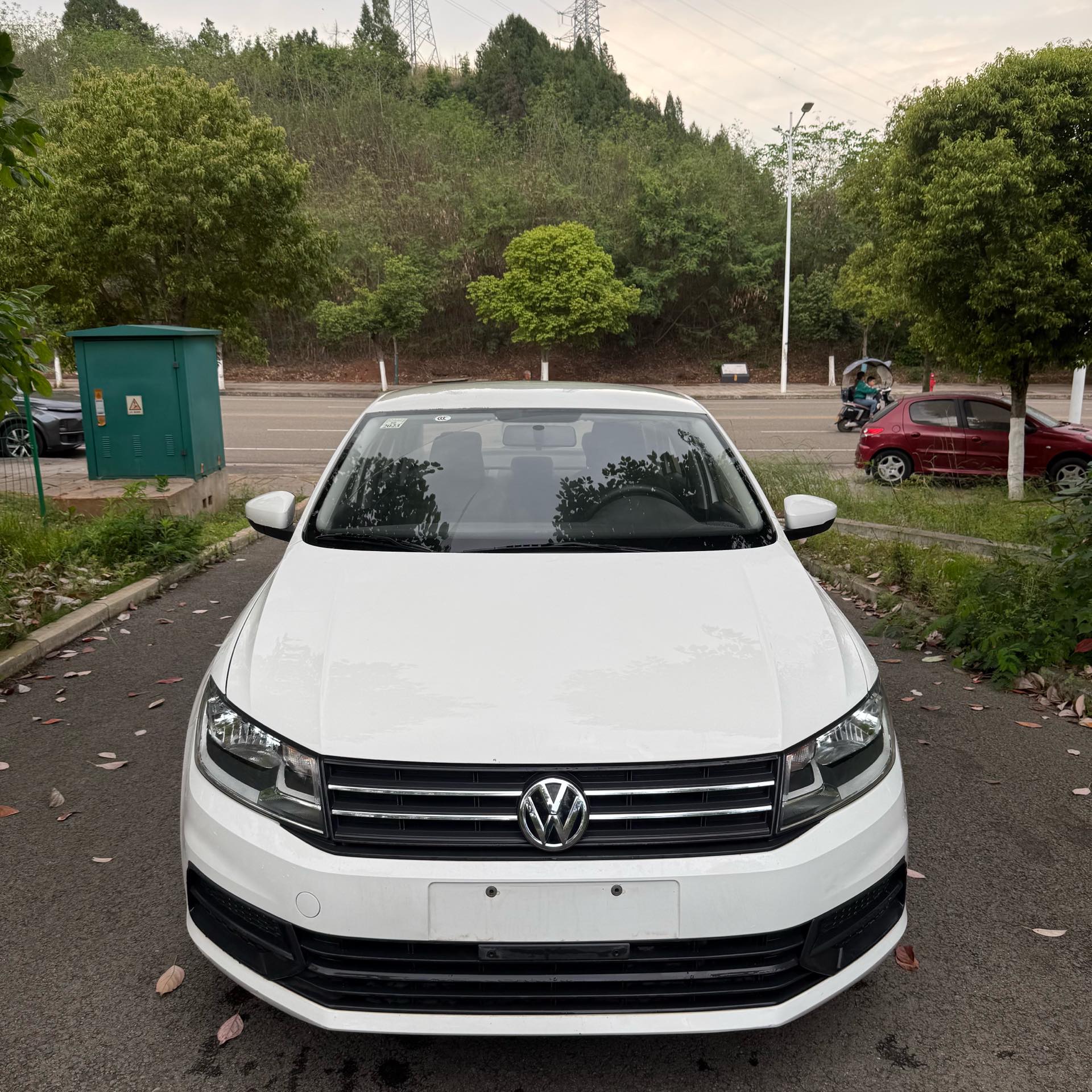 Volkswagen Santana 2021 car image #2