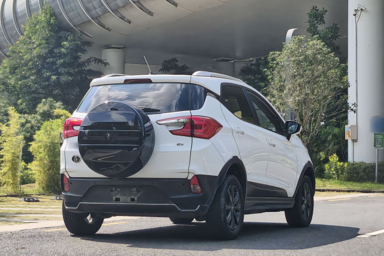 BYD Yuan New Energy 2020 #6 BYD Yuan New Energy 2020 car image #6