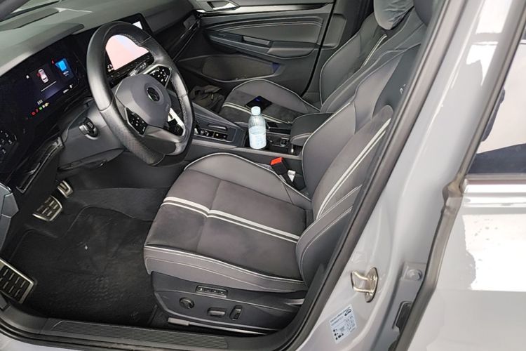 Volkswagen Golf 2021 #15 Volkswagen Golf 2021 car image #15