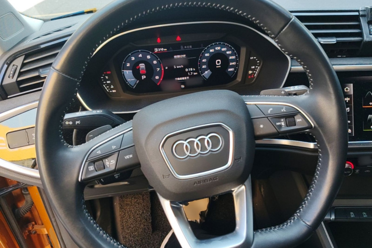 Audi Q3 2021 #11 Audi Q3 2021 car image #11