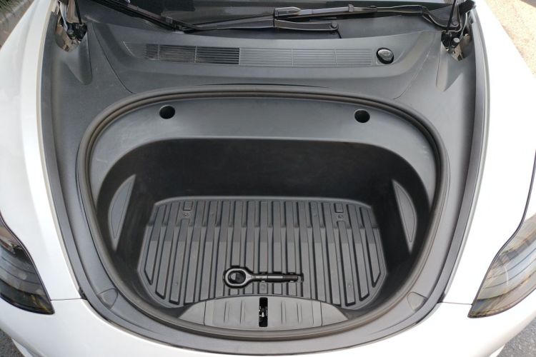 Tesla Model 3 2021 #18 Tesla Model 3 2021 car image #18