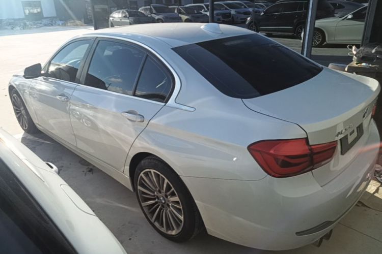 BMW 3 Series 2019 #7 BMW 3 Series 2019 car image #7