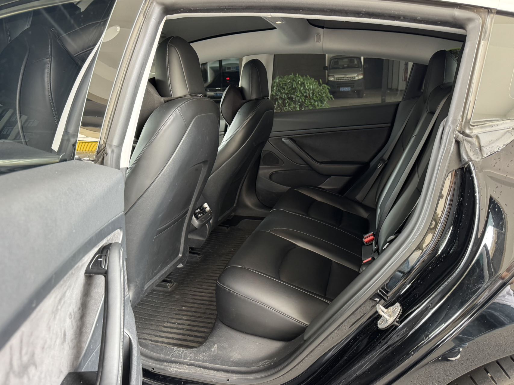 Tesla Model 3 2020 car image #5