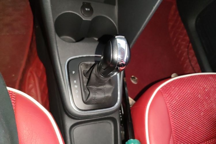 Volkswagen Polo 2019 #14 Volkswagen Polo 2019 car image #14