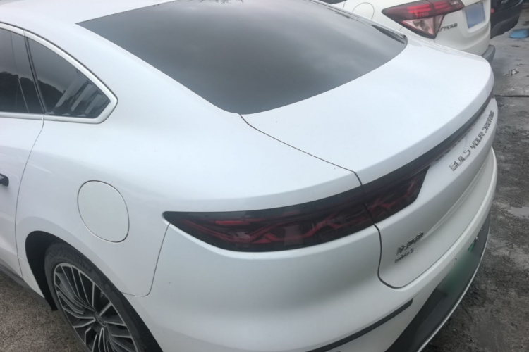 BYD Han 2022 car image #5