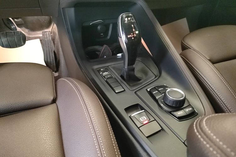 BMW X1 2019 image de voiture #14