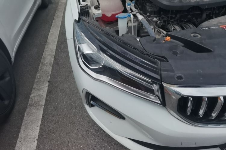 GEELY Emgrand 2024 #8 GEELY Emgrand 2024 imagen de coche #8