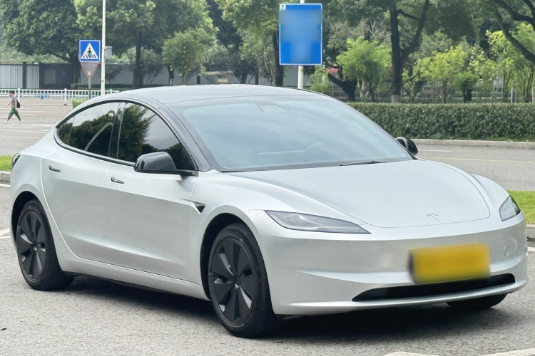 Tesla Model 3 2024 #7 Tesla Model 3 2024 car image #7