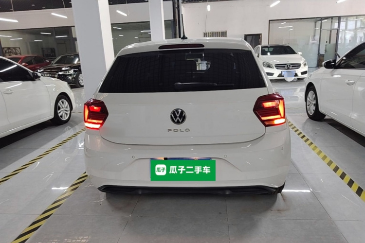 Volkswagen Polo 2022 car image #6
