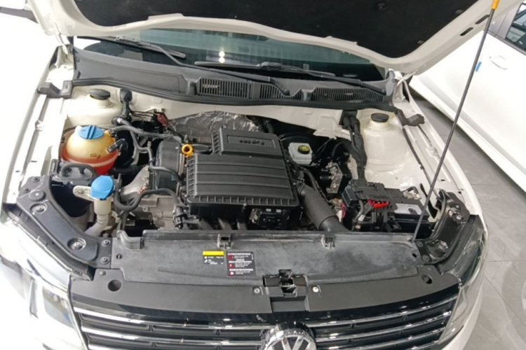 Volkswagen Lavida 2018 car image #20