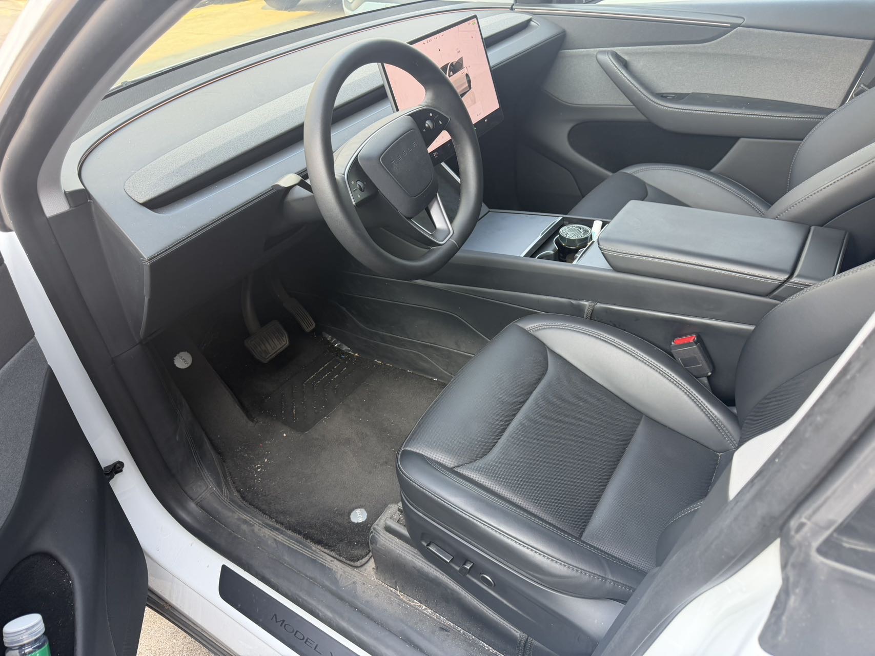 Tesla Model Y 2025 #2 Tesla Model Y 2025 imagen de coche #2