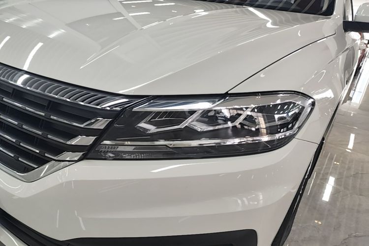 Volkswagen Lavida 2019 car image #23