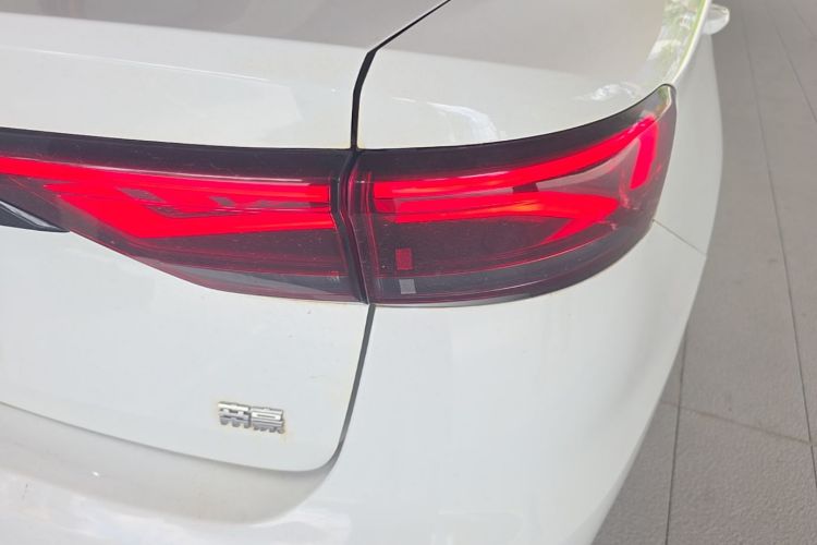 GEELY Emgrand 2023 #8 GEELY Emgrand 2023 car image #8