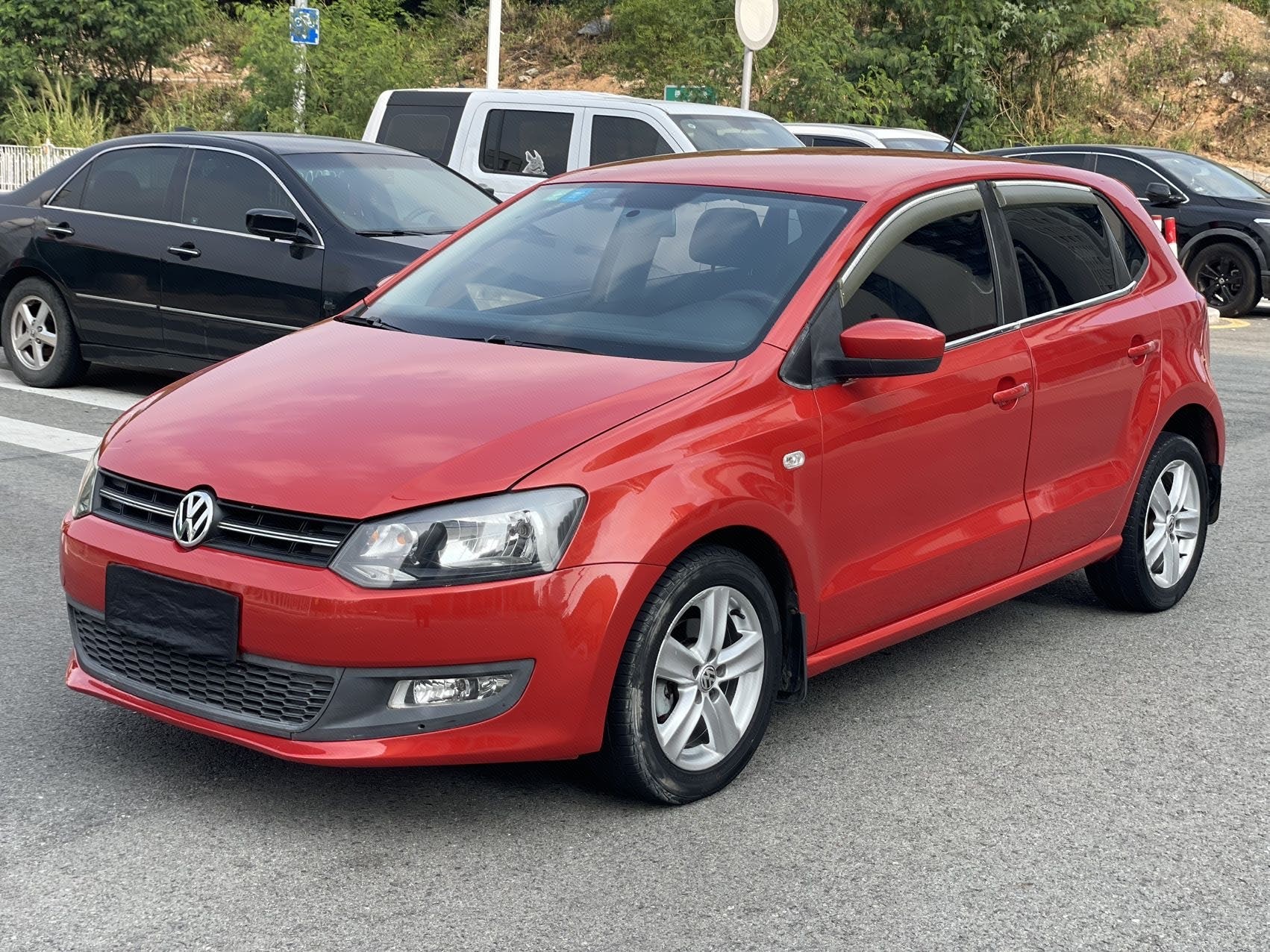 Volkswagen Polo 2011 Volkswagen Polo 2011 car image
