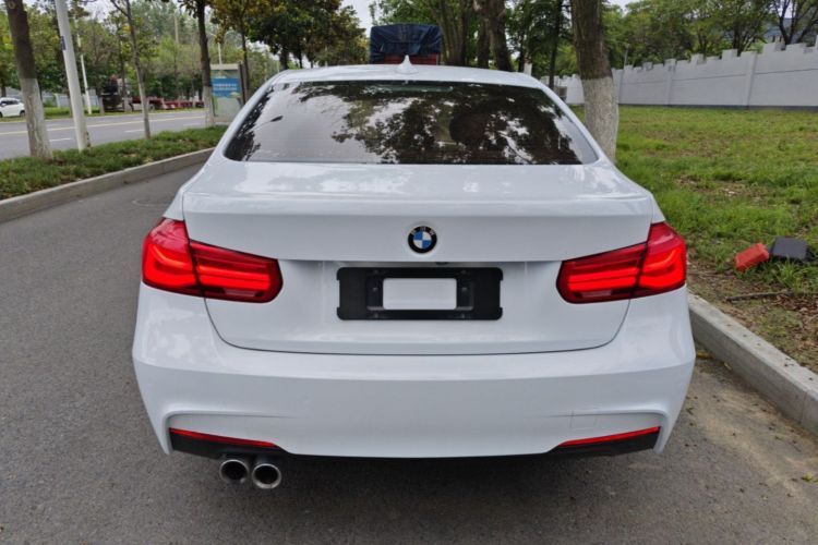 BMW 3 Series 2019 #6 BMW 3 Series 2019 immagine di auto #6