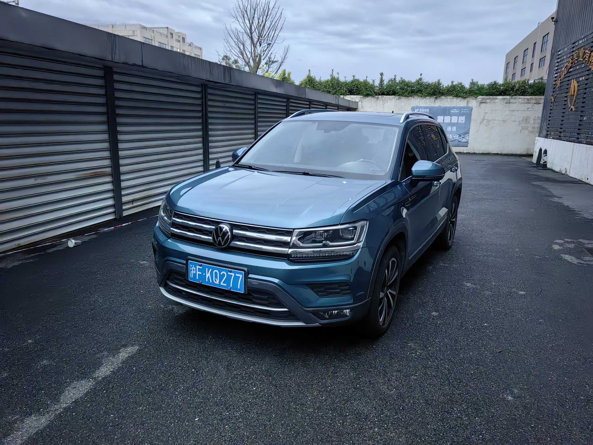 2021 immagine di auto 