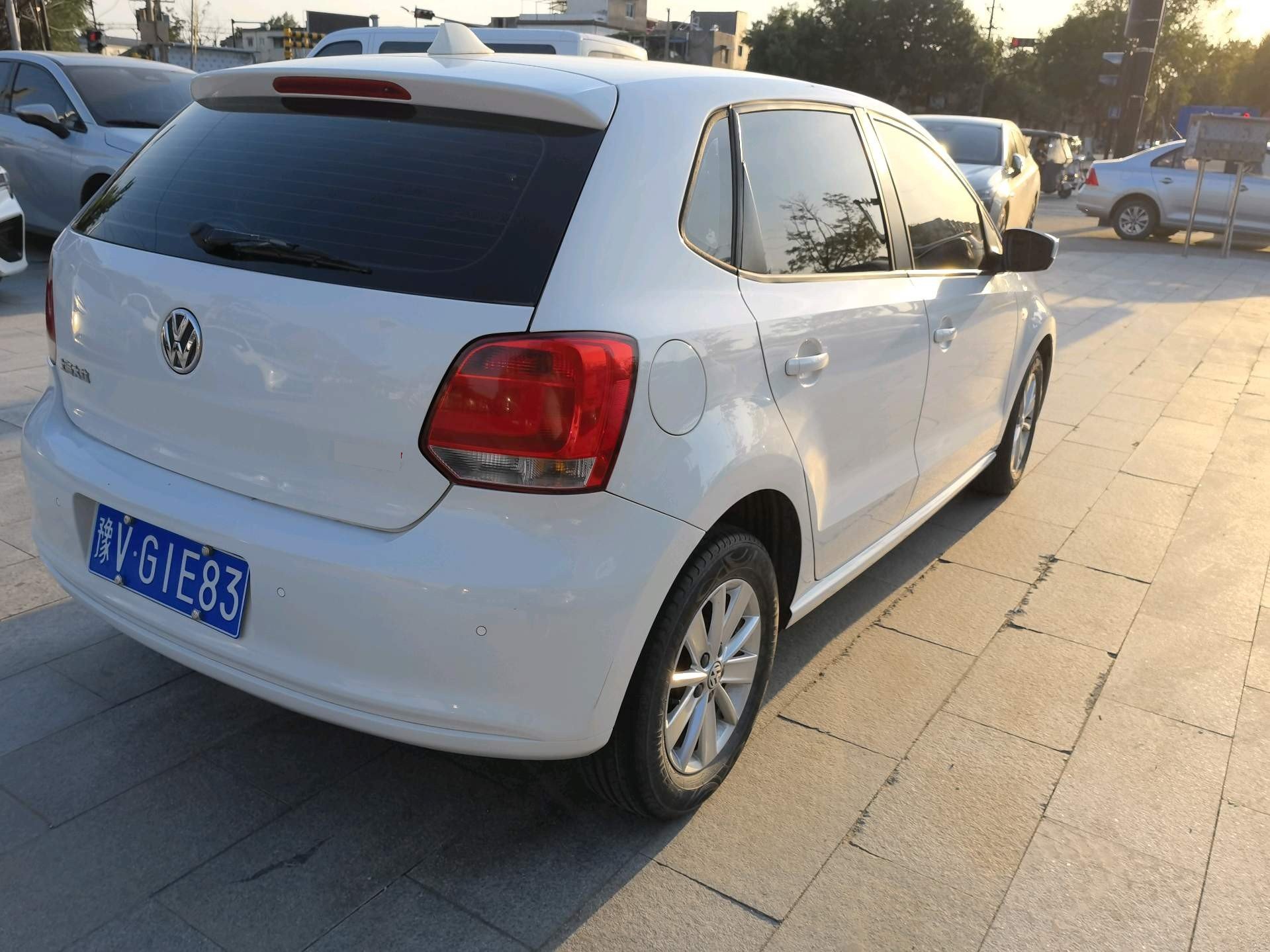 Volkswagen Polo 2012 #4 Volkswagen Polo 2012 изображение автомобиля #4