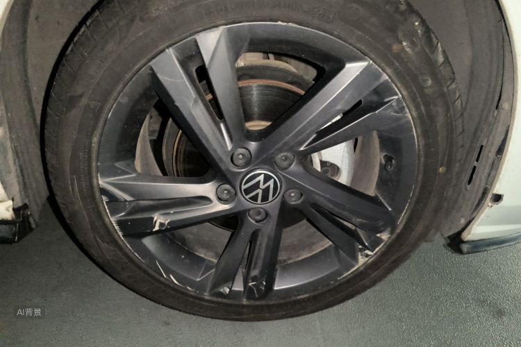 Volkswagen Golf 2021 car image #9