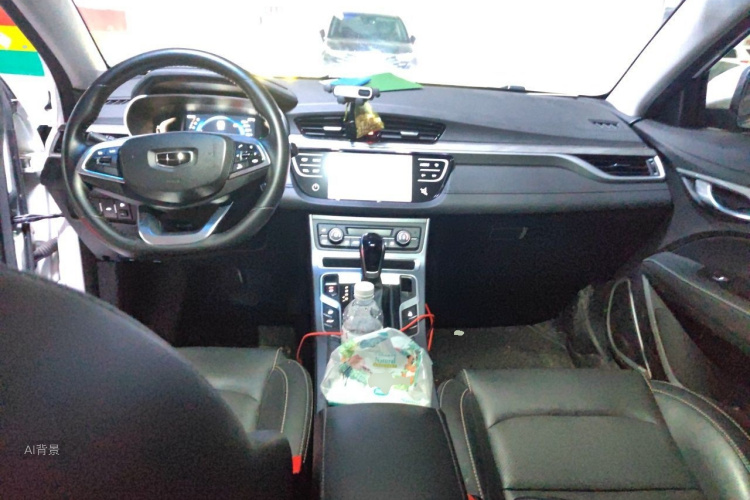 GEELY Emgrand 2019 car image #11