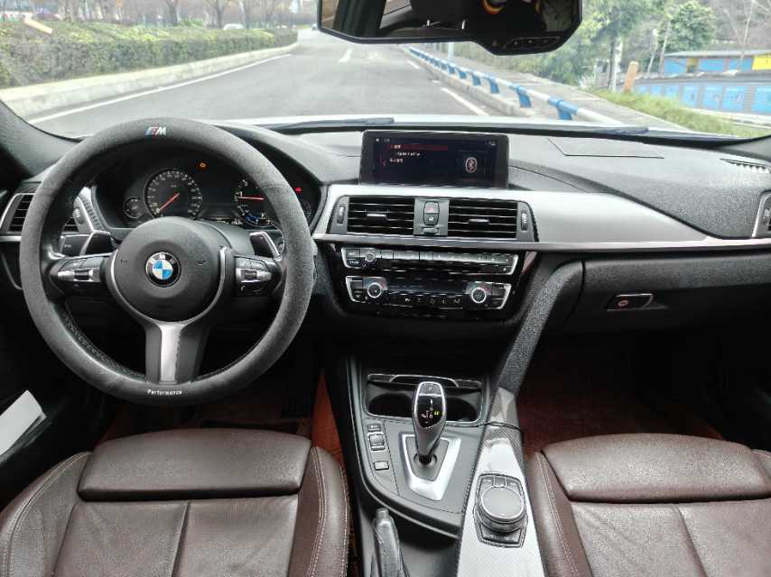 BMW 3 Series 2019 car image #7