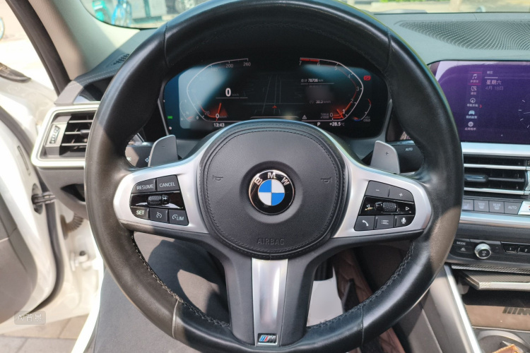BMW 3 Series 2020 car image #12