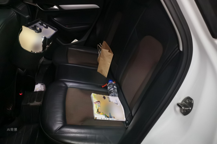 Audi Q3 2018 #19 Audi Q3 2018 car image #19