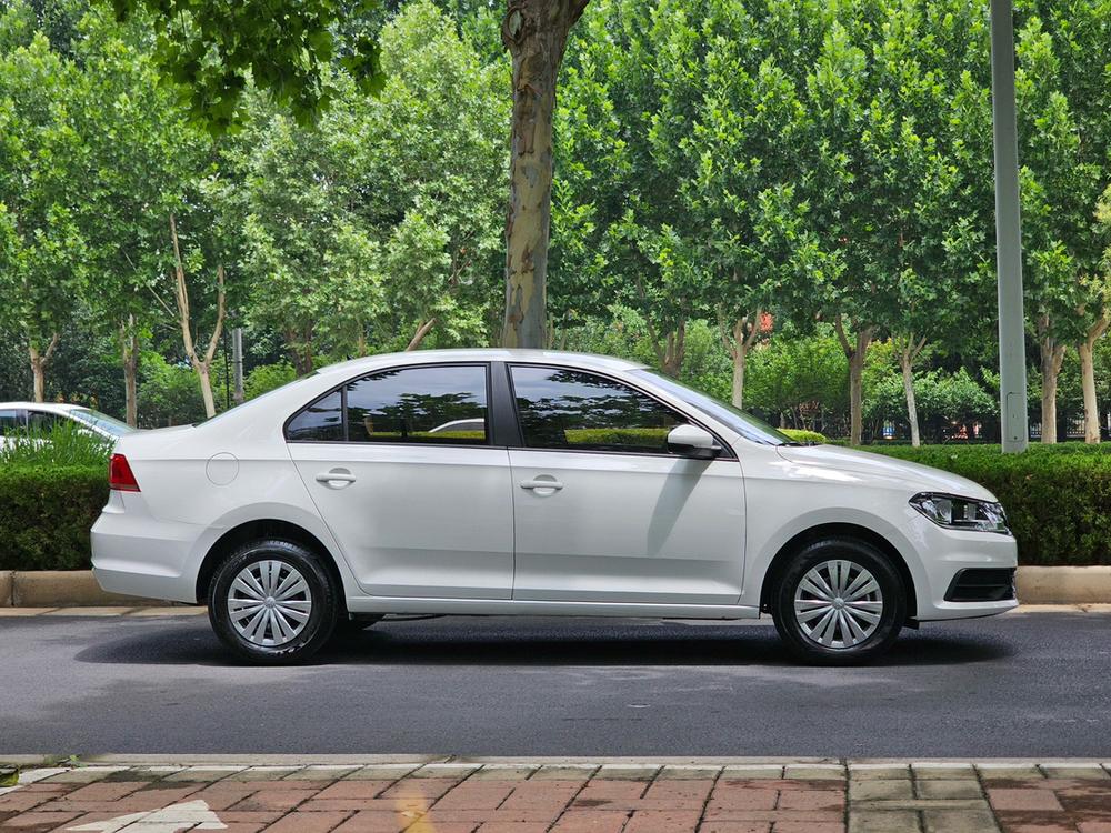 Volkswagen Santana 2021 car image #7