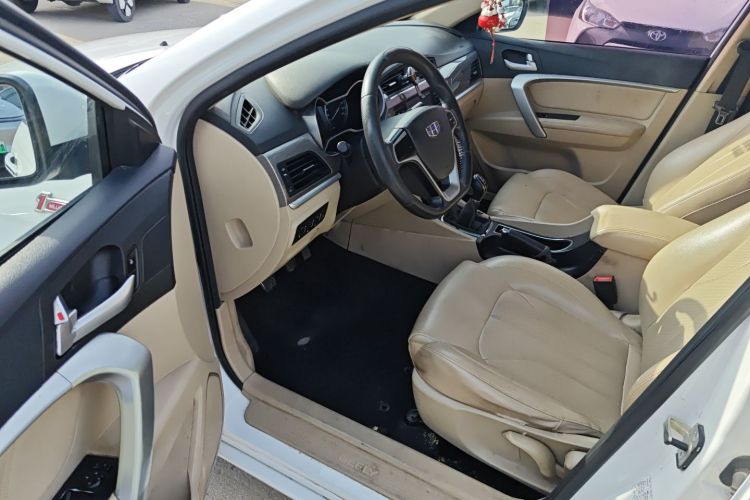 GEELY Emgrand 2018 car image #11