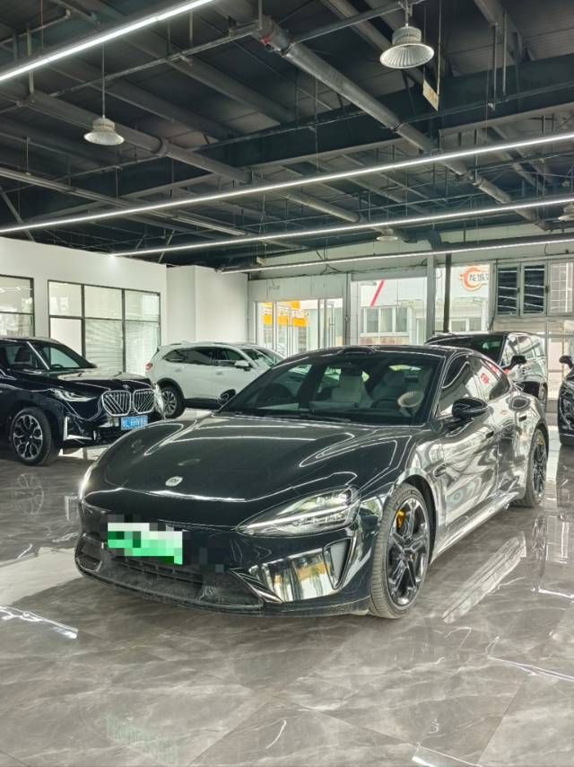 MI SU7 2025 car image 
