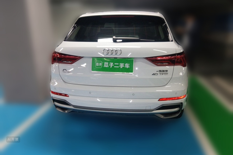 Audi Q3 2022 car image #6
