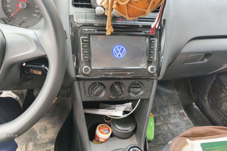 Volkswagen Polo 2016 #15 Volkswagen Polo 2016 car image #15